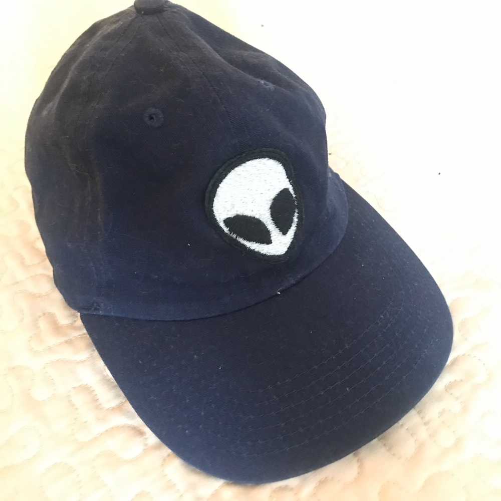 ALIEN BASEBALL HAT